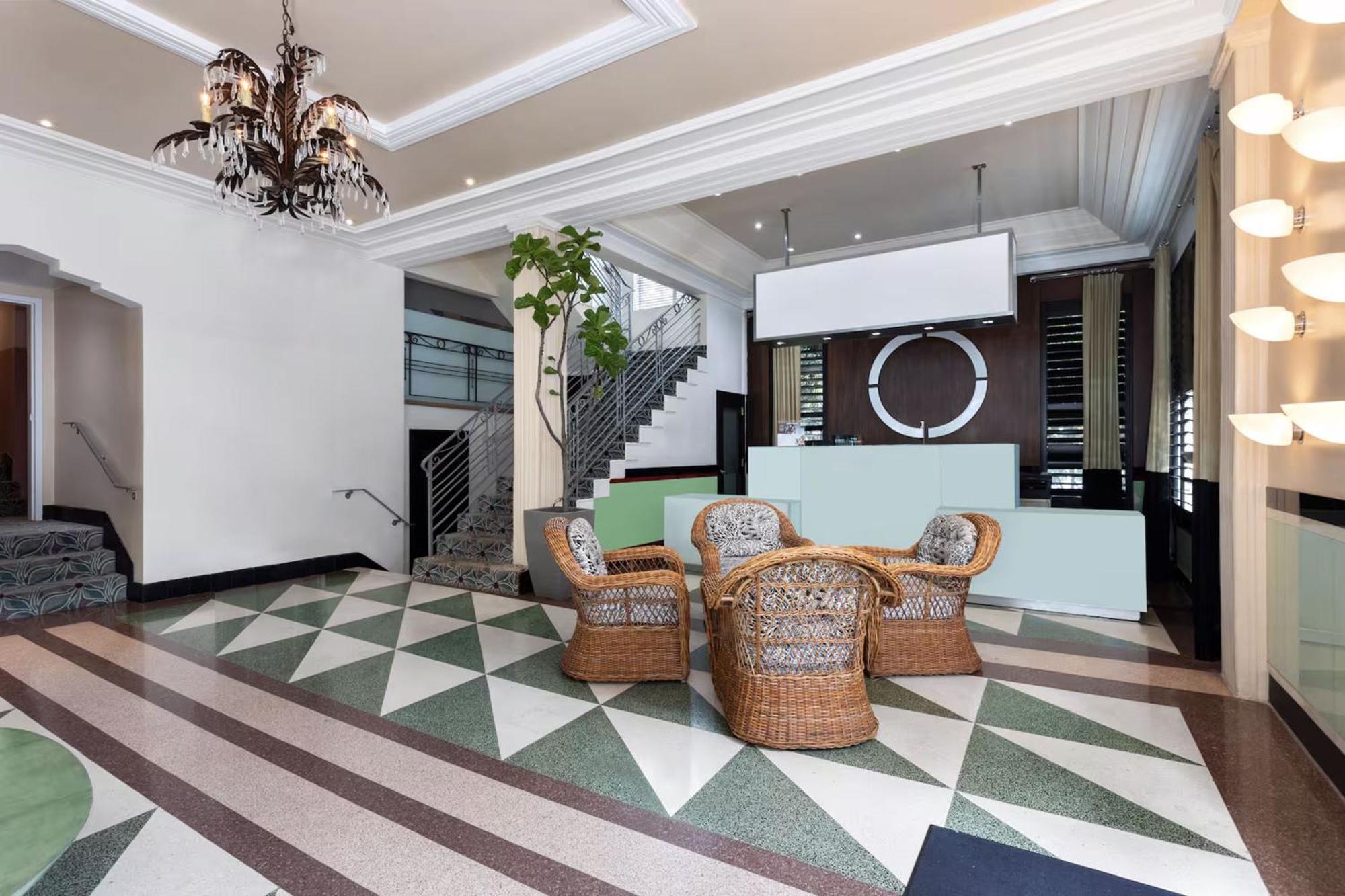 Roami At Hotel Astor Маями Бийч Екстериор снимка